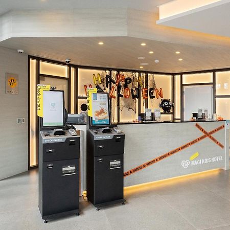 Check Inn Magi Kids Hotel Луодонг Екстериор снимка