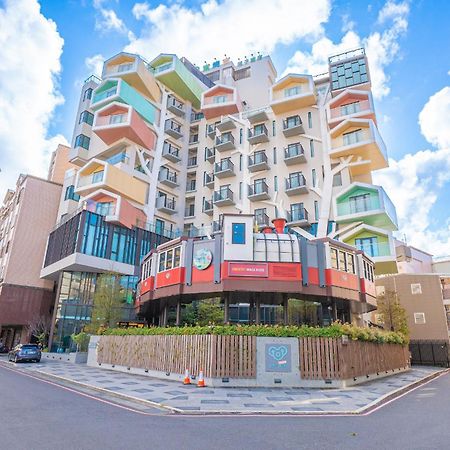 Check Inn Magi Kids Hotel Луодонг Екстериор снимка