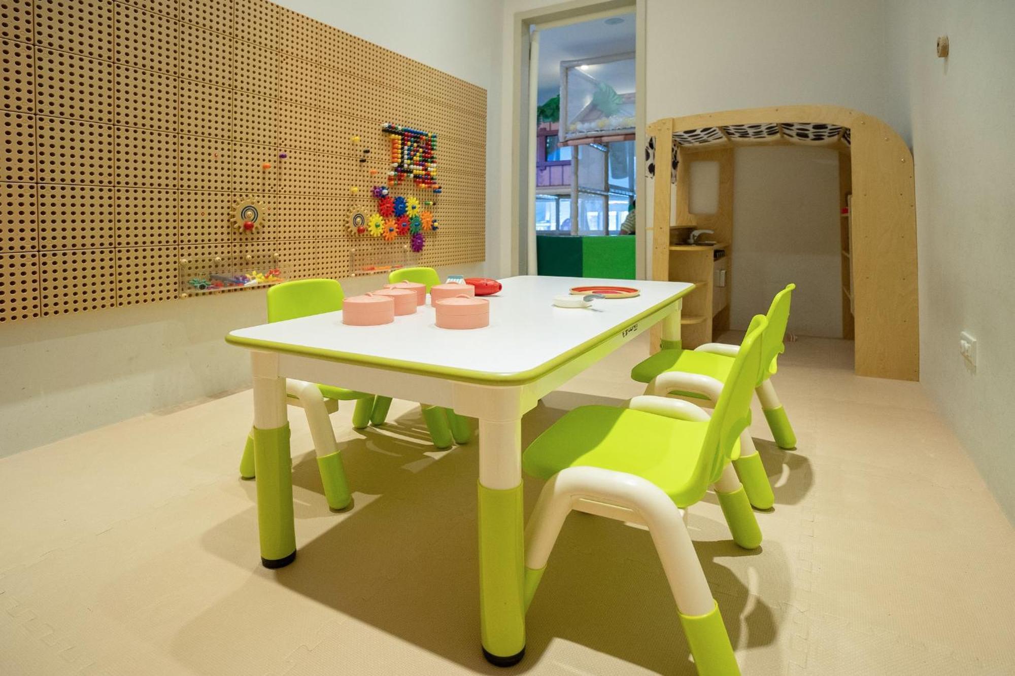 Check Inn Magi Kids Hotel Луодонг Екстериор снимка