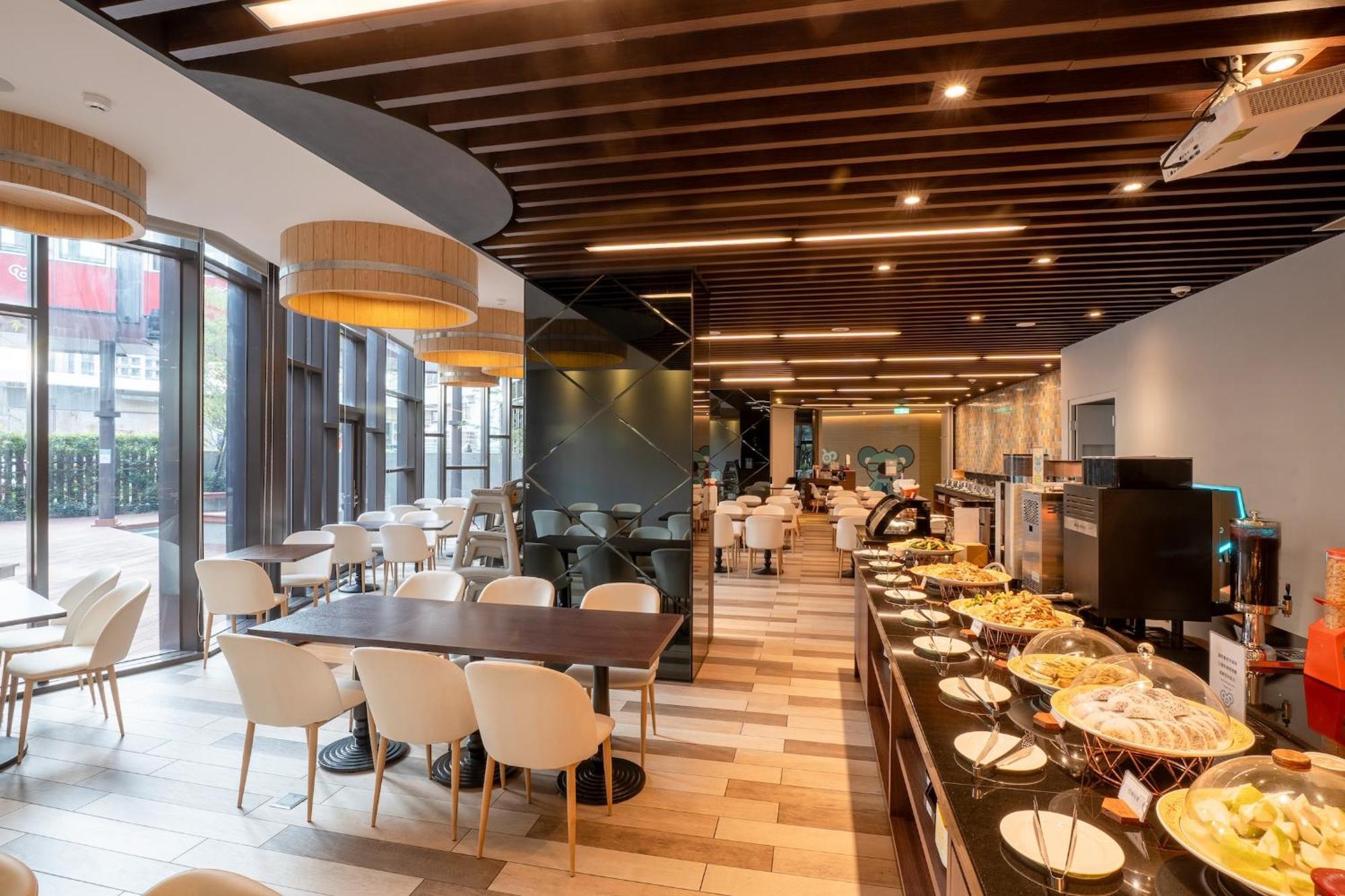 Check Inn Magi Kids Hotel Луодонг Екстериор снимка