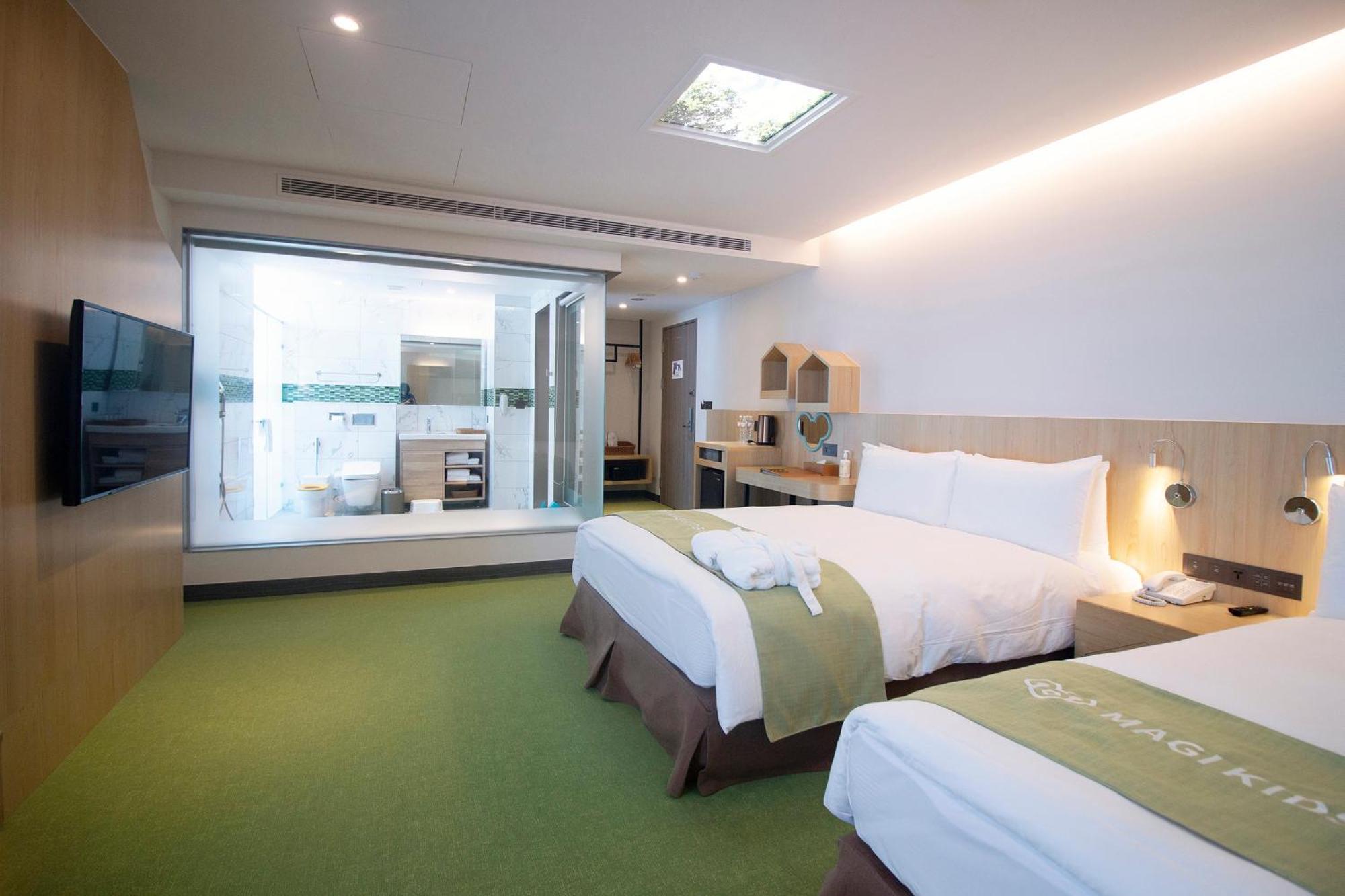 Check Inn Magi Kids Hotel Луодонг Екстериор снимка