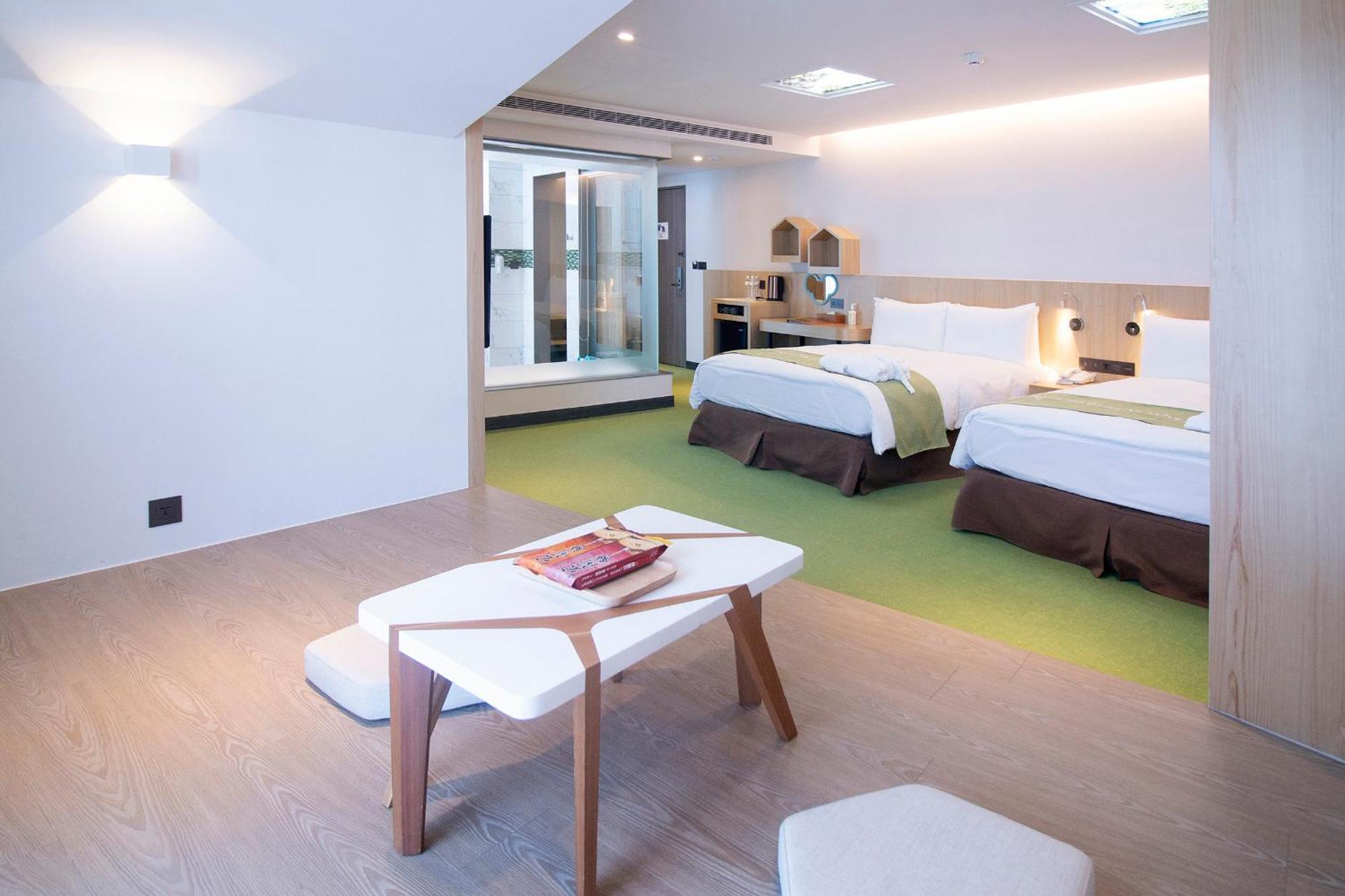 Check Inn Magi Kids Hotel Луодонг Екстериор снимка